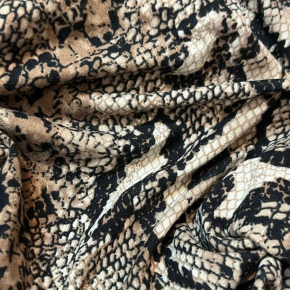 Snake Print Bodysuit - Picture 4 of 4